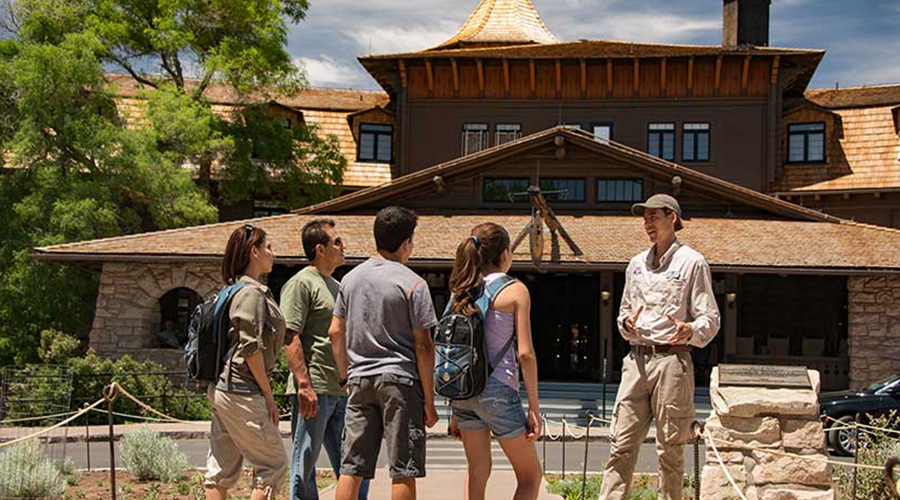 Native American trading post El Tovar Hotel at Grand Canyon Village with Guest