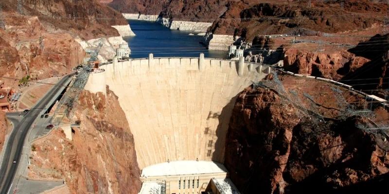 Which part of Grand Canyon is closest to Las Vegas?
